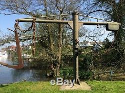 Boat Jib Crane 360 degree Electric Winch. Potential capacity 2 ton Make an OFFER