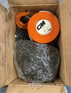 CM Series 622 Hand Chain Hoist / Hook Mount / 3 Ton Capacity / 15 FT Lift